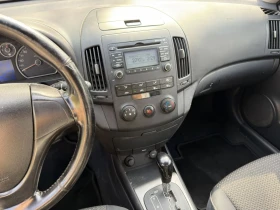 Hyundai I30 1.6 Дизел Атоматик, снимка 10