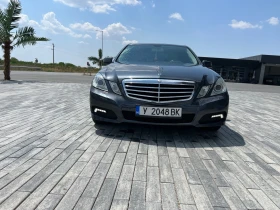 Mercedes-Benz E 220, снимка 3