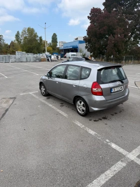 Обява за продажба на Honda Jazz 1.2 ~3 699 лв. - изображение 5 | Auto.bg Обява за продажба на Honda Jazz 1.2 ~3 699 лв. - изображение 5