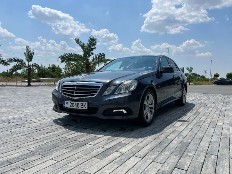 Mercedes-Benz E 220, снимка 2 - Автомобили и джипове - 47202939