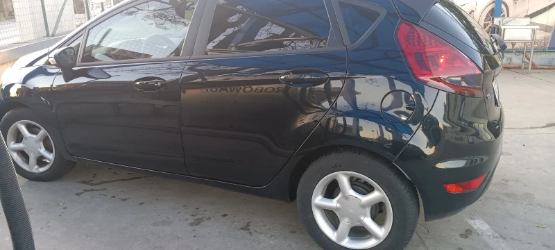 Ford Fiesta 1, 3i, снимка 2 - Автомобили и джипове - 47924815