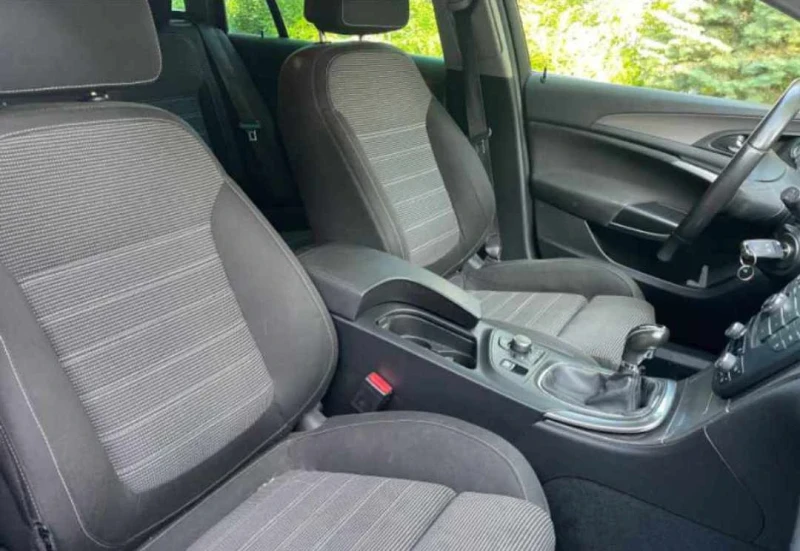 Opel Insignia, снимка 8 - Автомобили и джипове - 49863203
