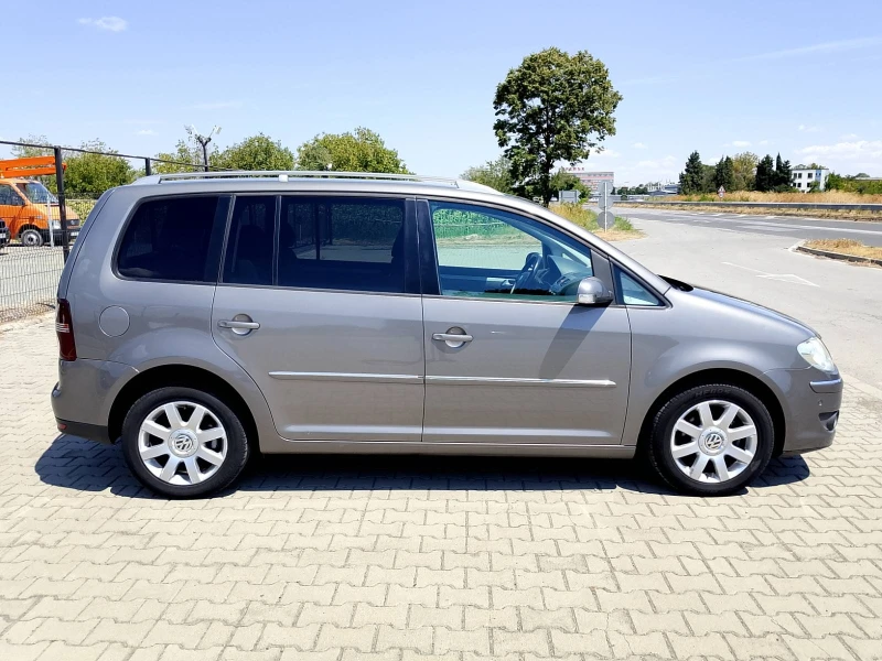 VW Touran 2.0 TDI avtomat, снимка 3 - Автомобили и джипове - 51228694