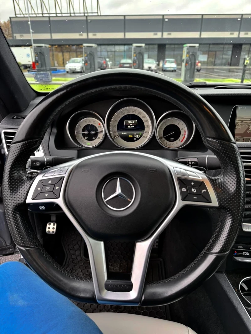 Mercedes-Benz E 350 MERCEDES BENZ E350 AMG, снимка 9 - Автомобили и джипове - 52272029