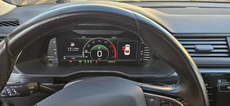 Skoda Superb, снимка 5 - Автомобили и джипове - 52432544