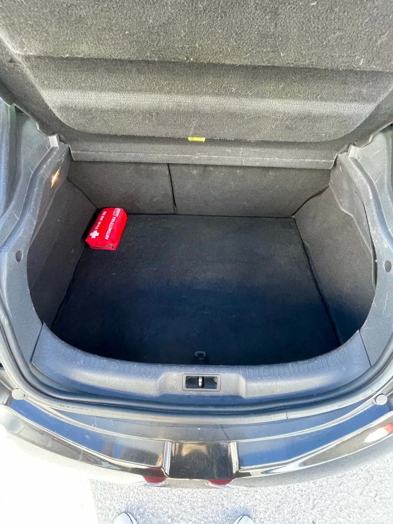 Renault Megane 1.9dci, снимка 16 - Автомобили и джипове - 52598076