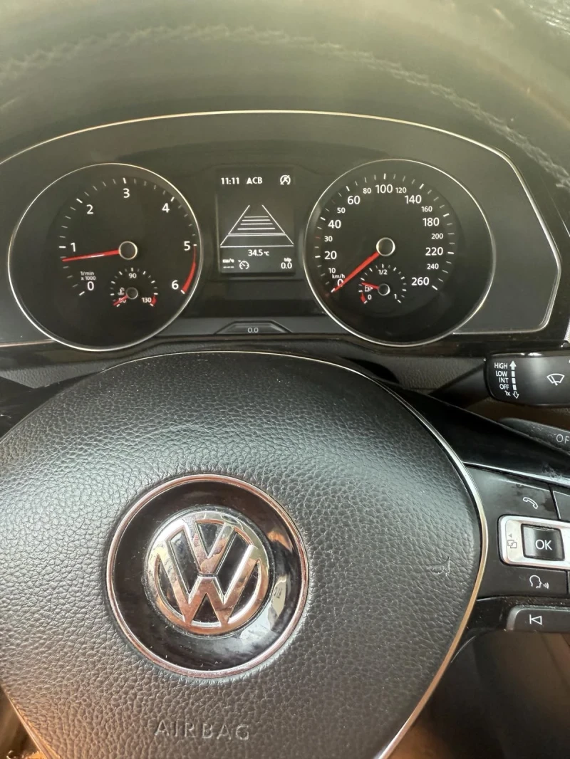 VW Passat 2.0 BlueMotion, снимка 9 - Автомобили и джипове - 52988850