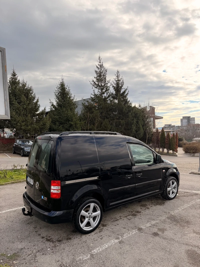 VW Caddy DSG 7, снимка 4 - Автомобили и джипове - 53192399