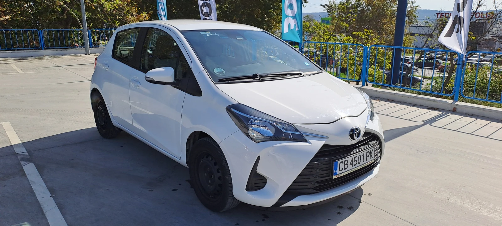 Toyota Yaris  - изображение 3