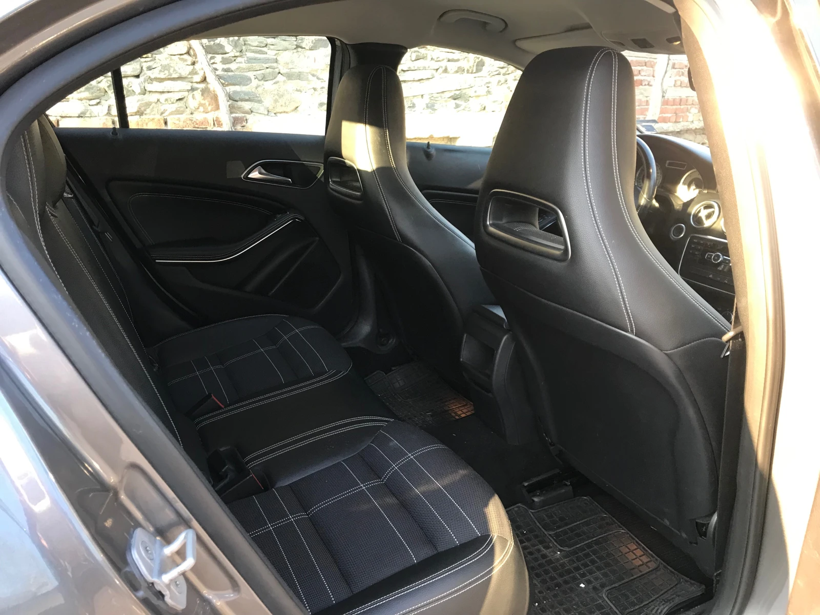 Mercedes-Benz A 200 W176 - изображение 7