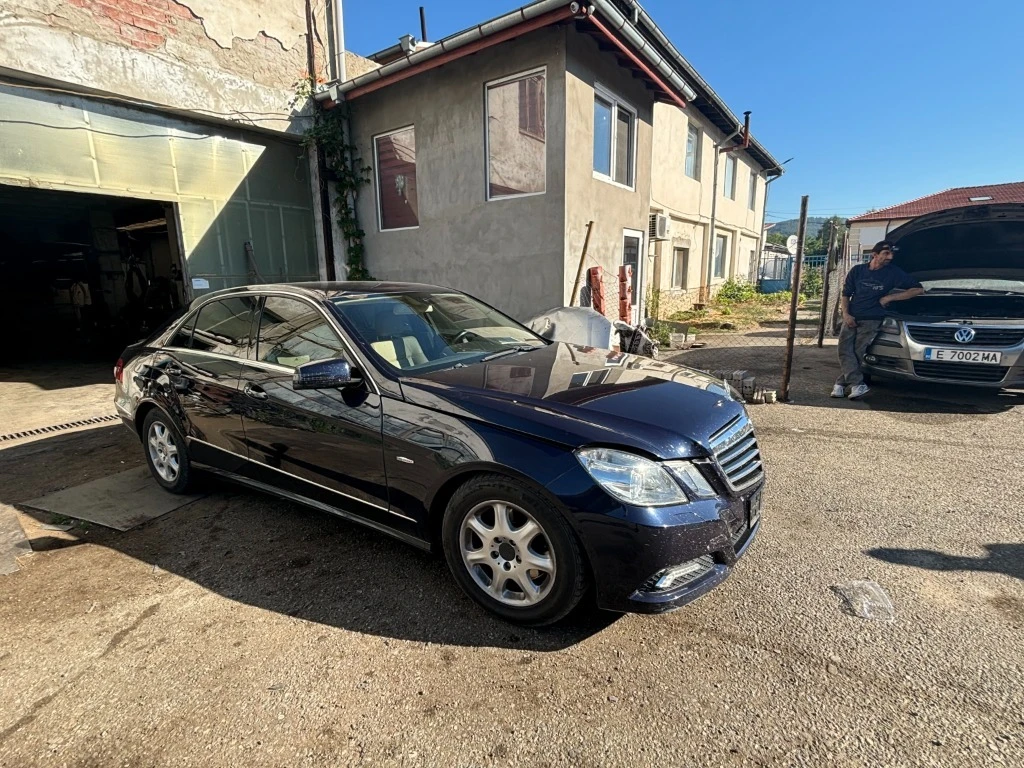 Mercedes-Benz E 250  - изображение 3