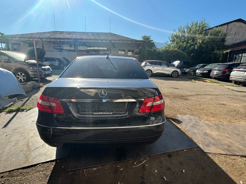 Mercedes-Benz E 250  - изображение 2