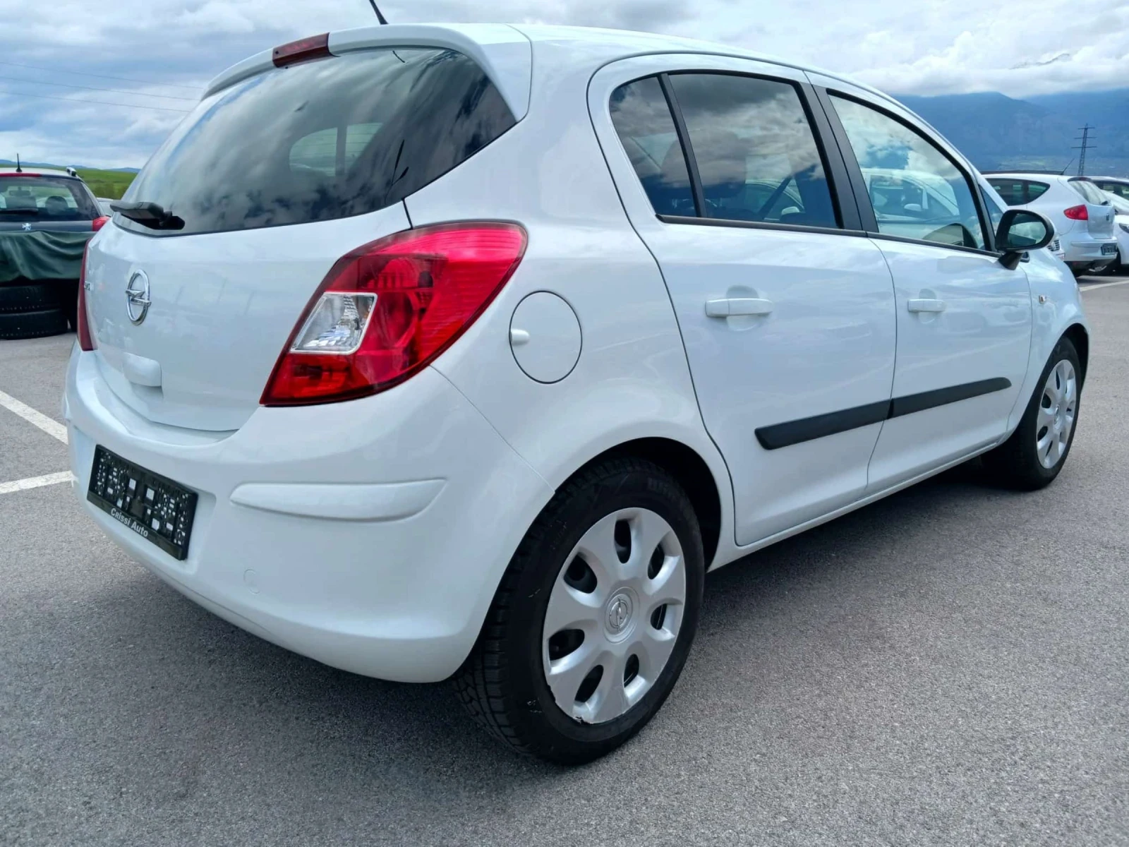 Opel Corsa 1.2 GPL 100 947км - изображение 4