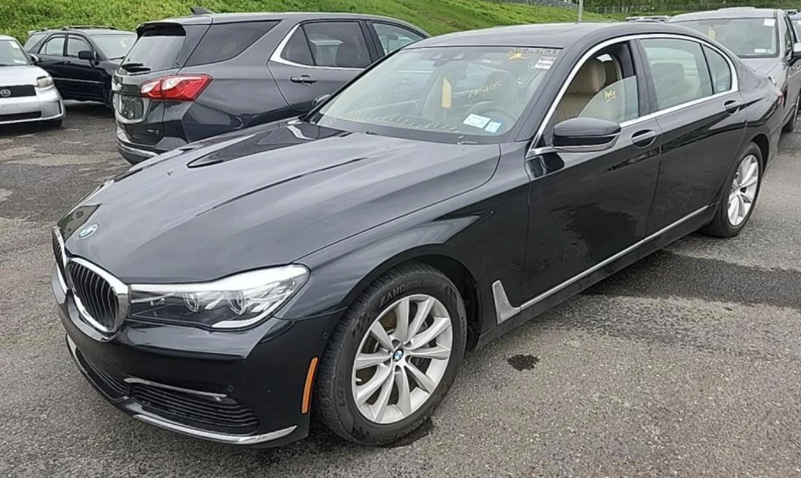BMW 740 i B58/ФИКСИРАНА ЦЕНА ДО БГ! ОБДУХВАНЕ/HEAD-UP/ПАНО - изображение 3