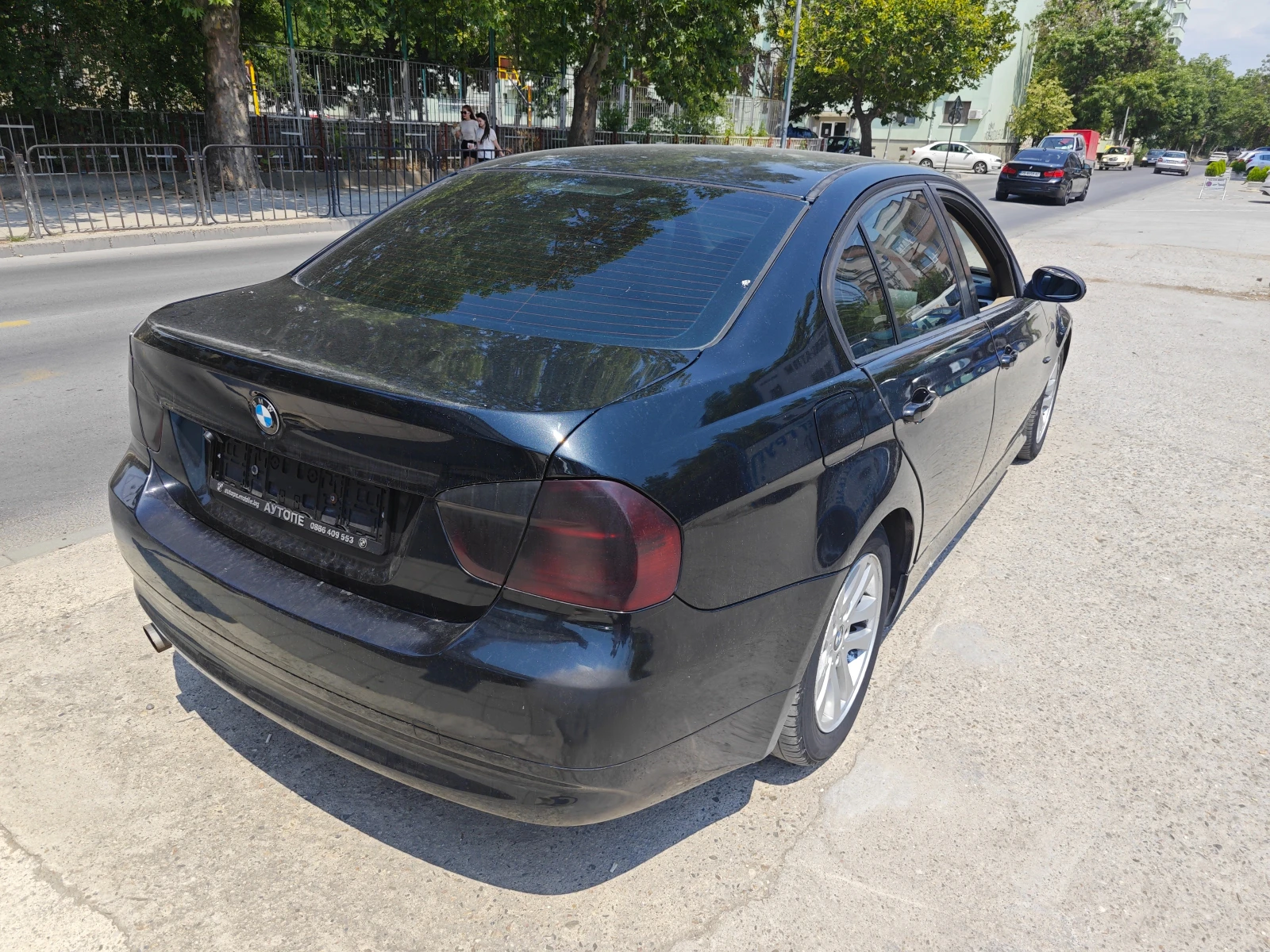 BMW 320 d 163k.с.Седан 6ск - изображение 2