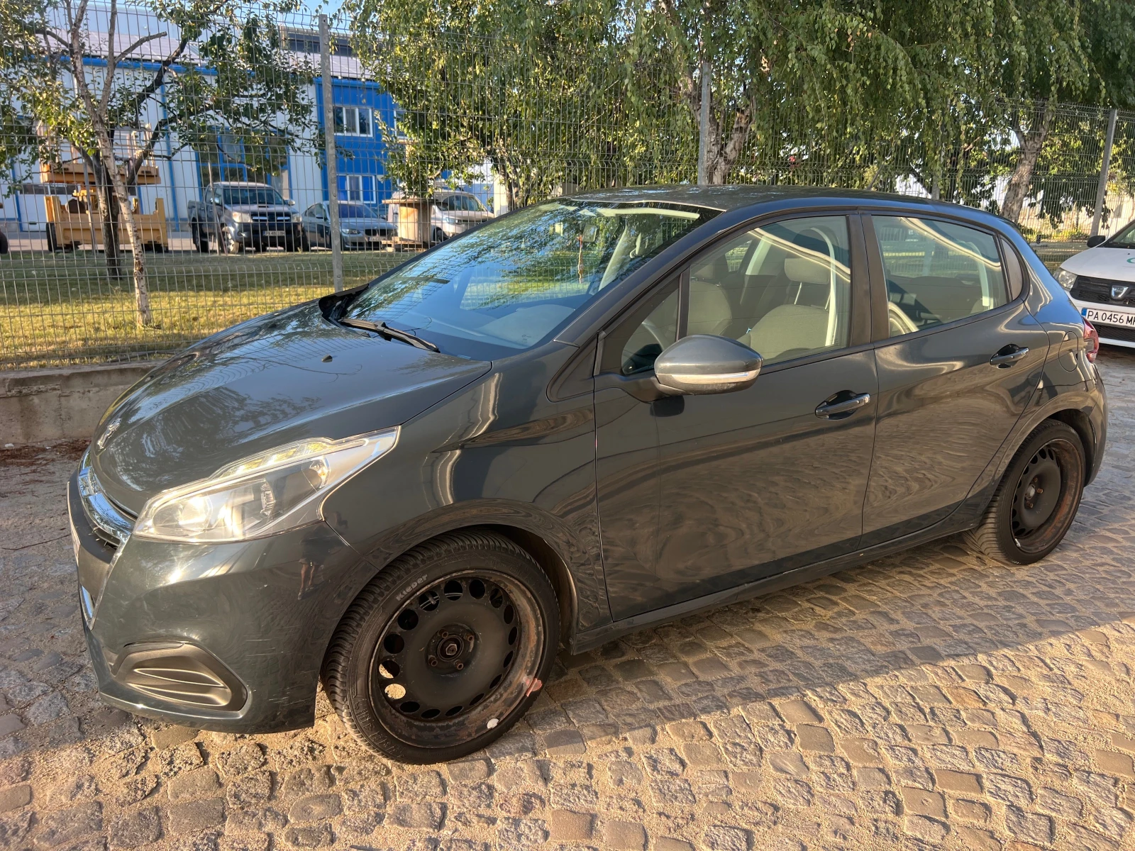 Peugeot 208 1.0 VTI LED* NAVI* CLIMA | Mobile.bg � ����������� 6