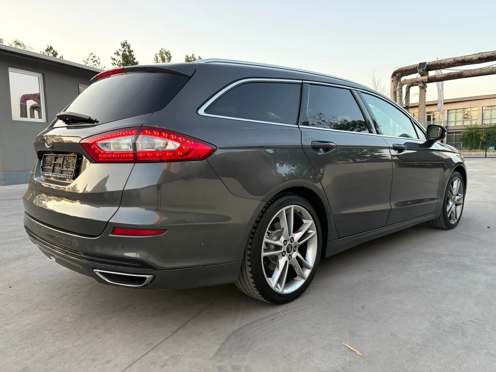 Ford Mondeo 180hp AWD 4x4 Titanium Full Extras Euro6 Automatic - изображение 8