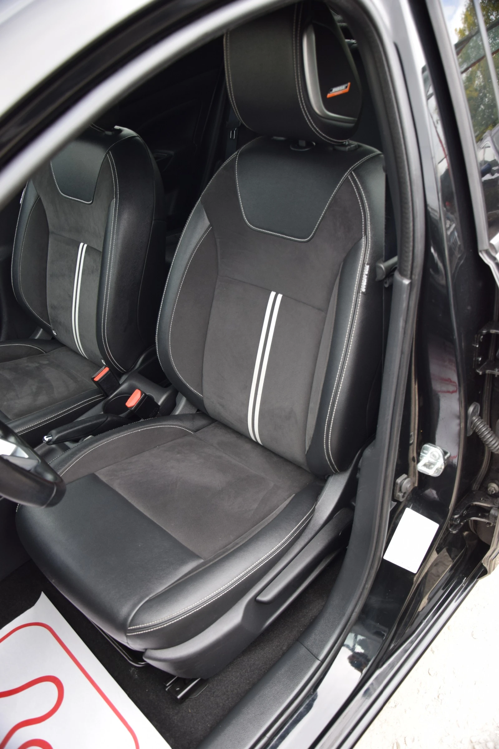 Nissan Micra N-SPORT - изображение 9
