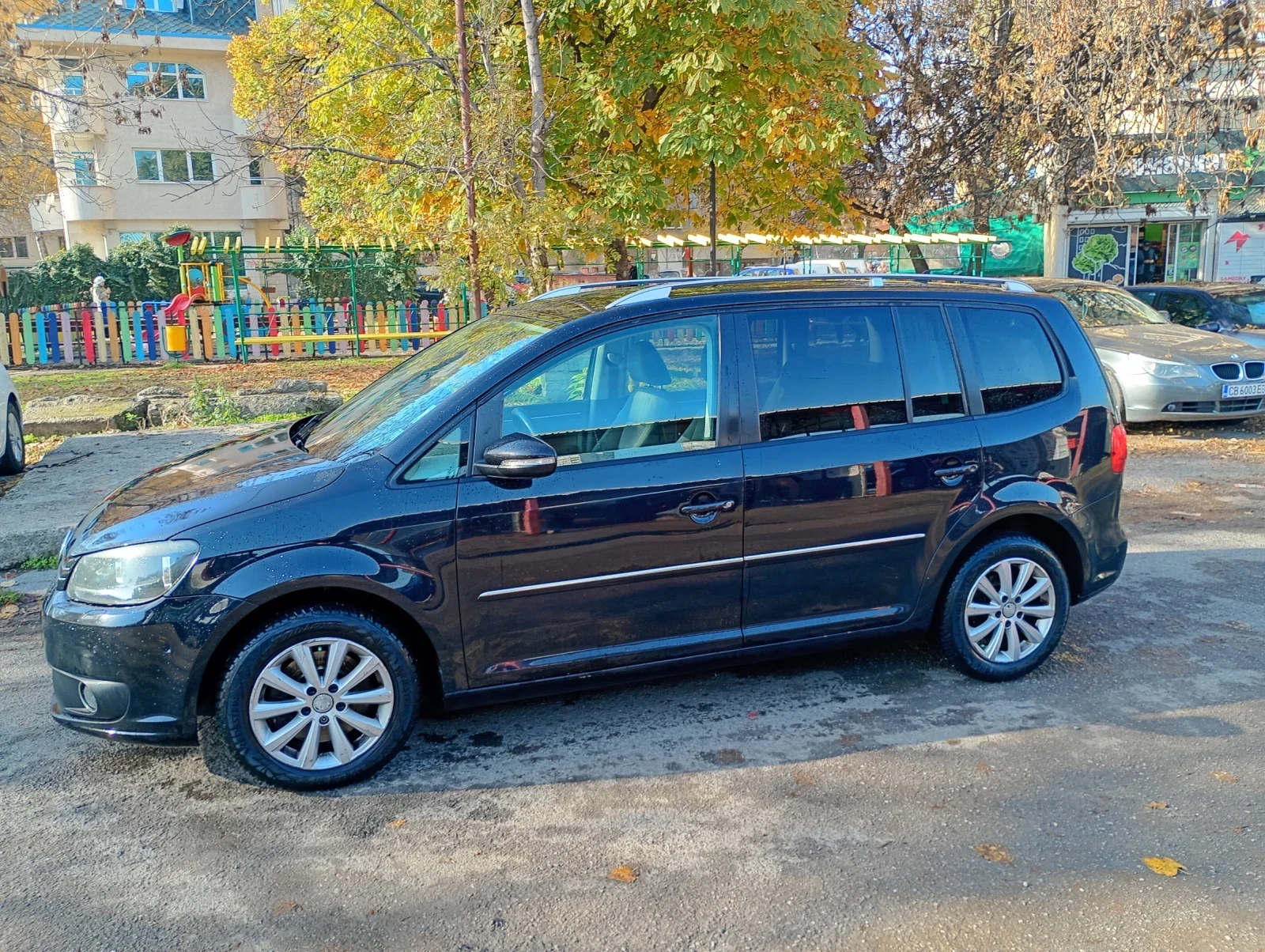 VW Touran 7 места - изображение 2