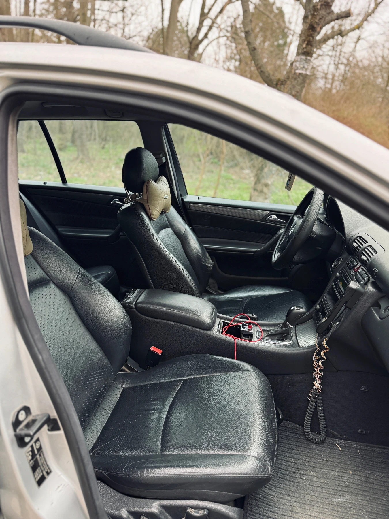 Mercedes-Benz C 270 Avantgarde, снимка 7 - Автомобили и джипове - 53949316