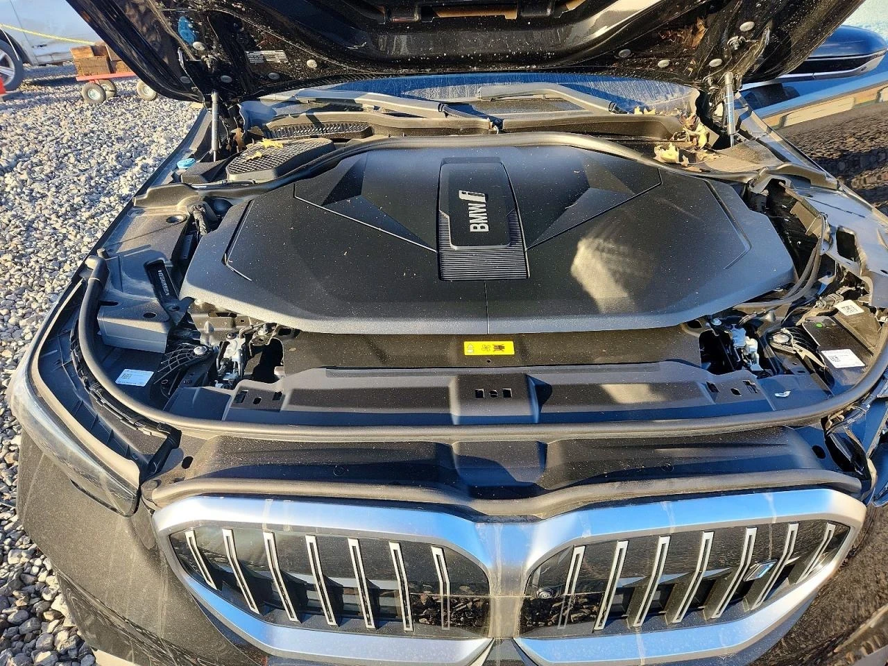 BMW i5 EDRIVE 40, снимка 11 - Автомобили и джипове - 53983787