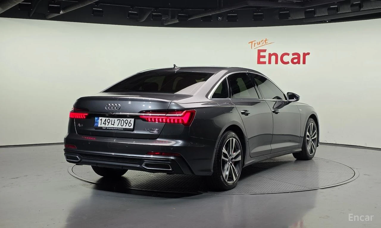 Audi A6 45TFSI* MATRIX* ПОДГРЕВ* ОБДУХВАНЕ* LANE* ASSIST* , снимка 2 - Автомобили и джипове - 54584647