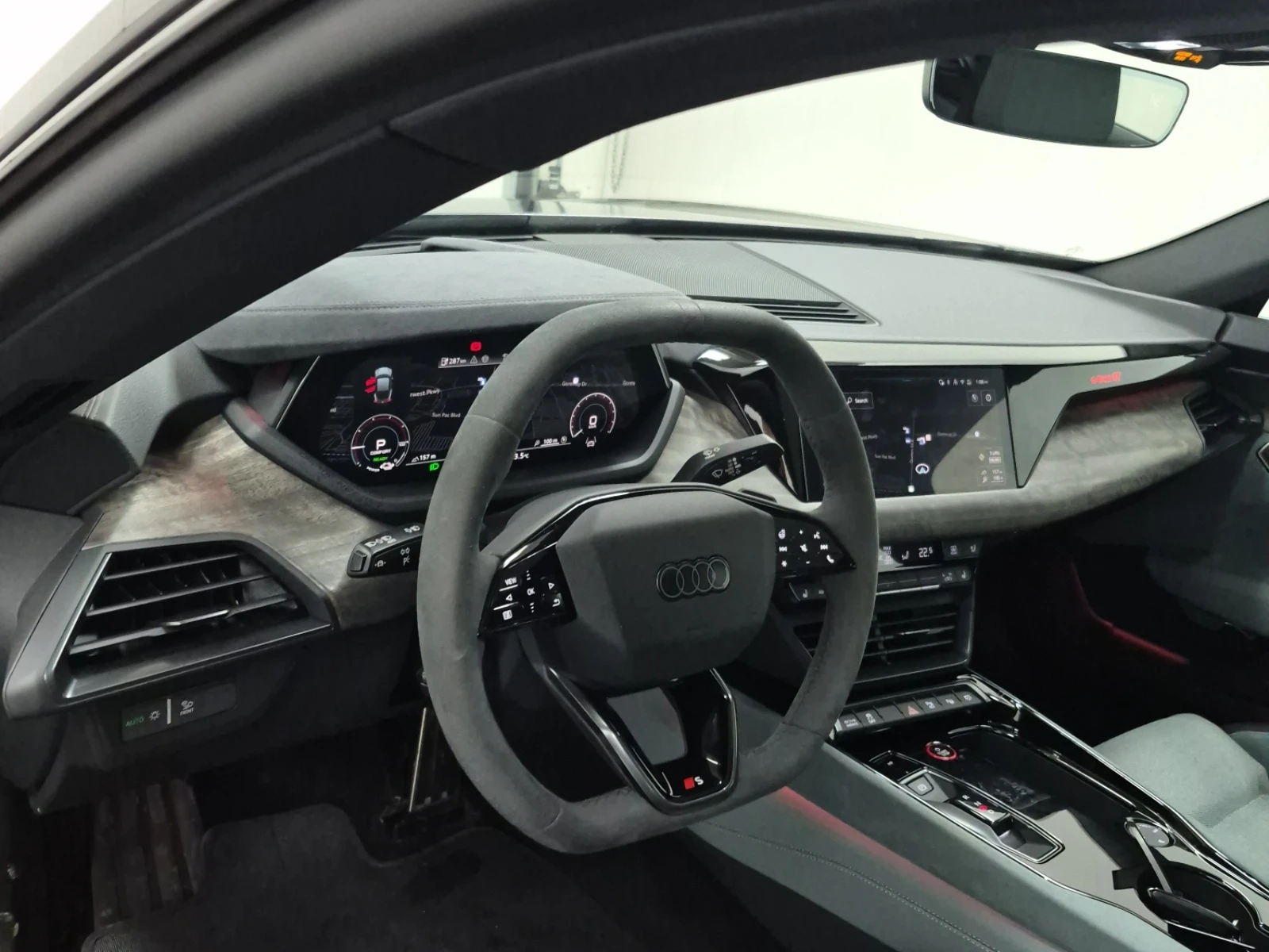 Audi E-Tron GT PREMIUM PLUS, снимка 12 - Автомобили и джипове - 54643309