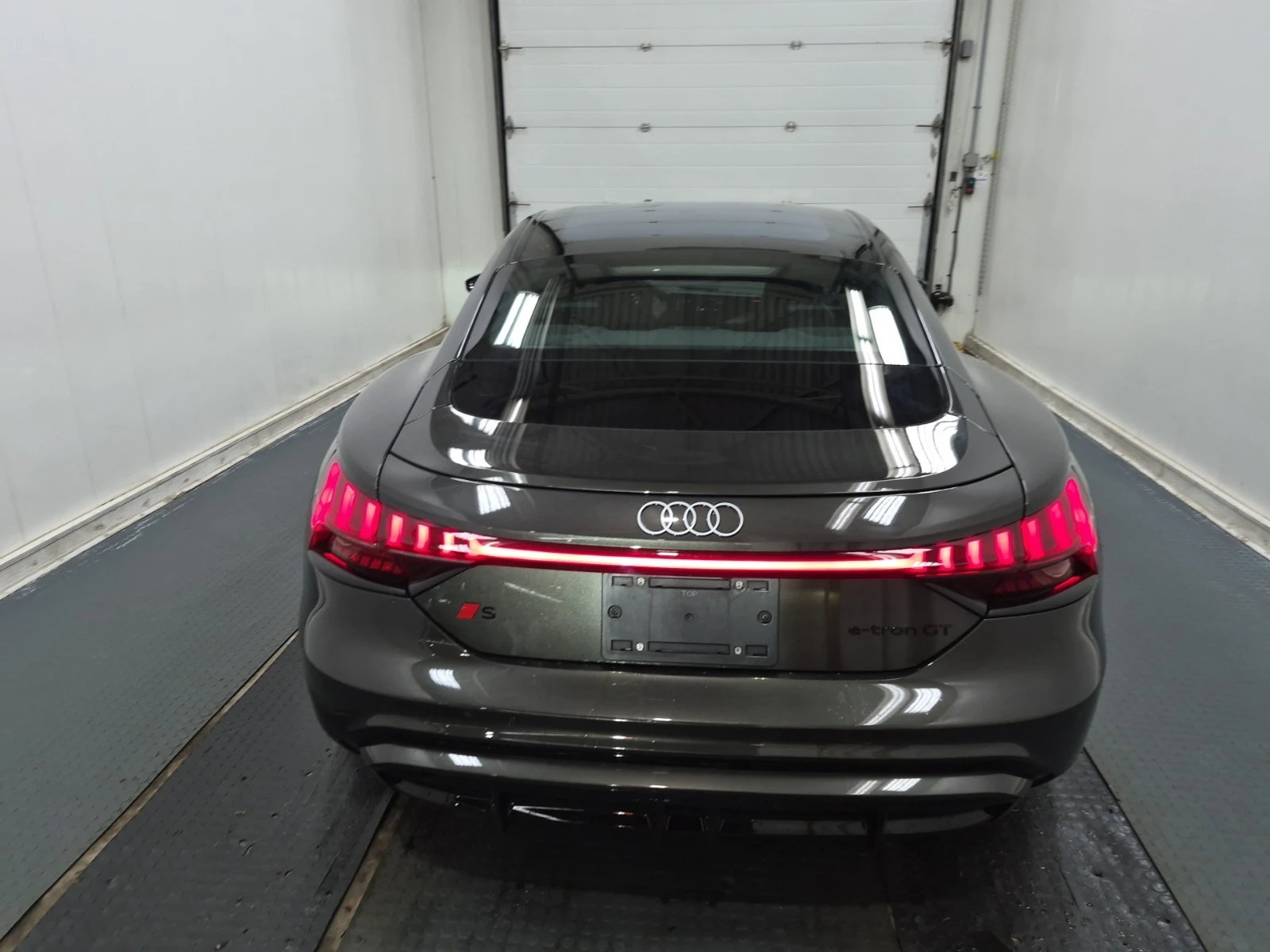 Audi E-Tron GT PREMIUM PLUS, снимка 7 - Автомобили и джипове - 54643309
