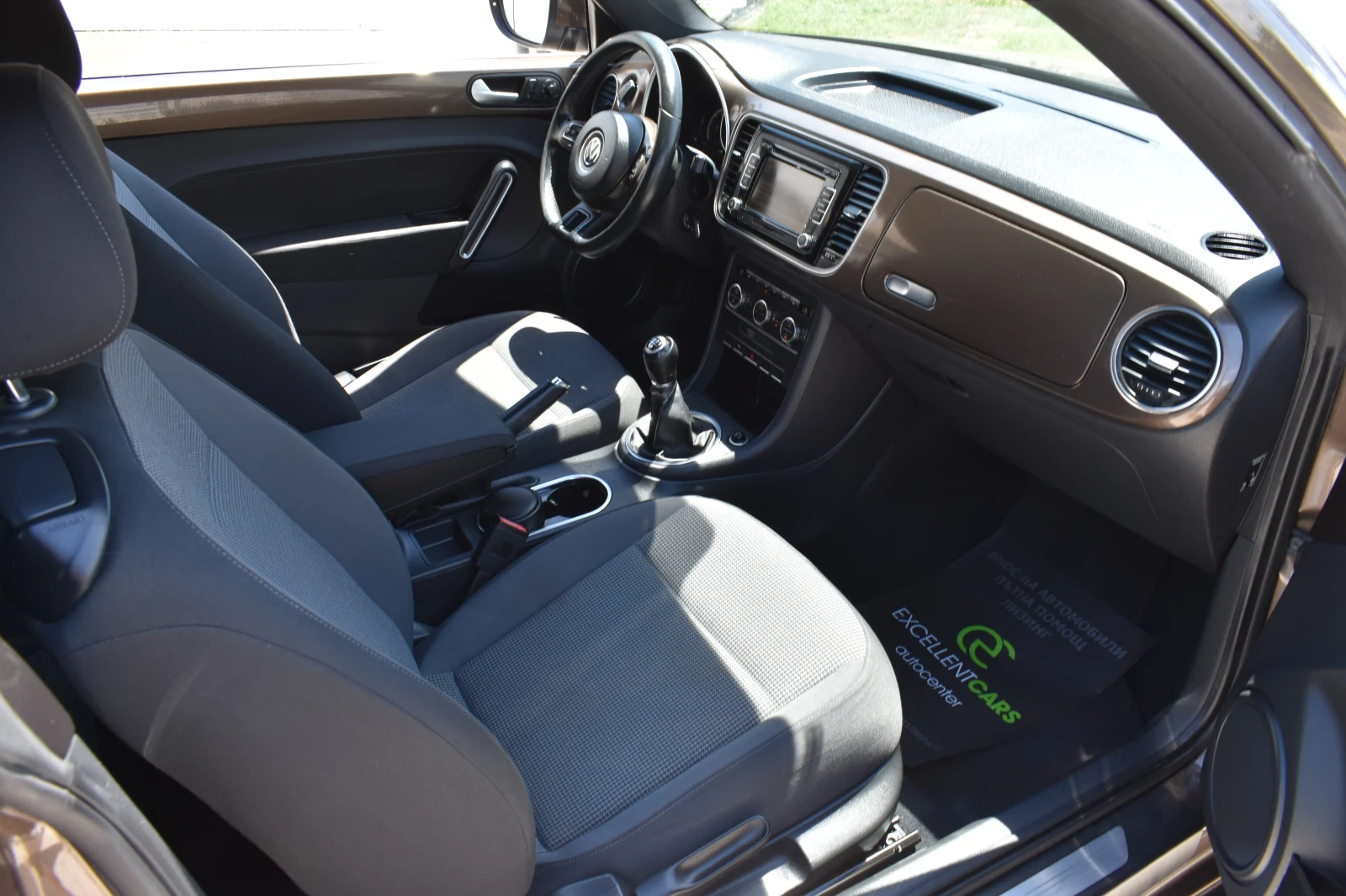 VW Beetle 1.6TDI* XENON* �����* FULL-LED | Mobile.bg � ����������� 13