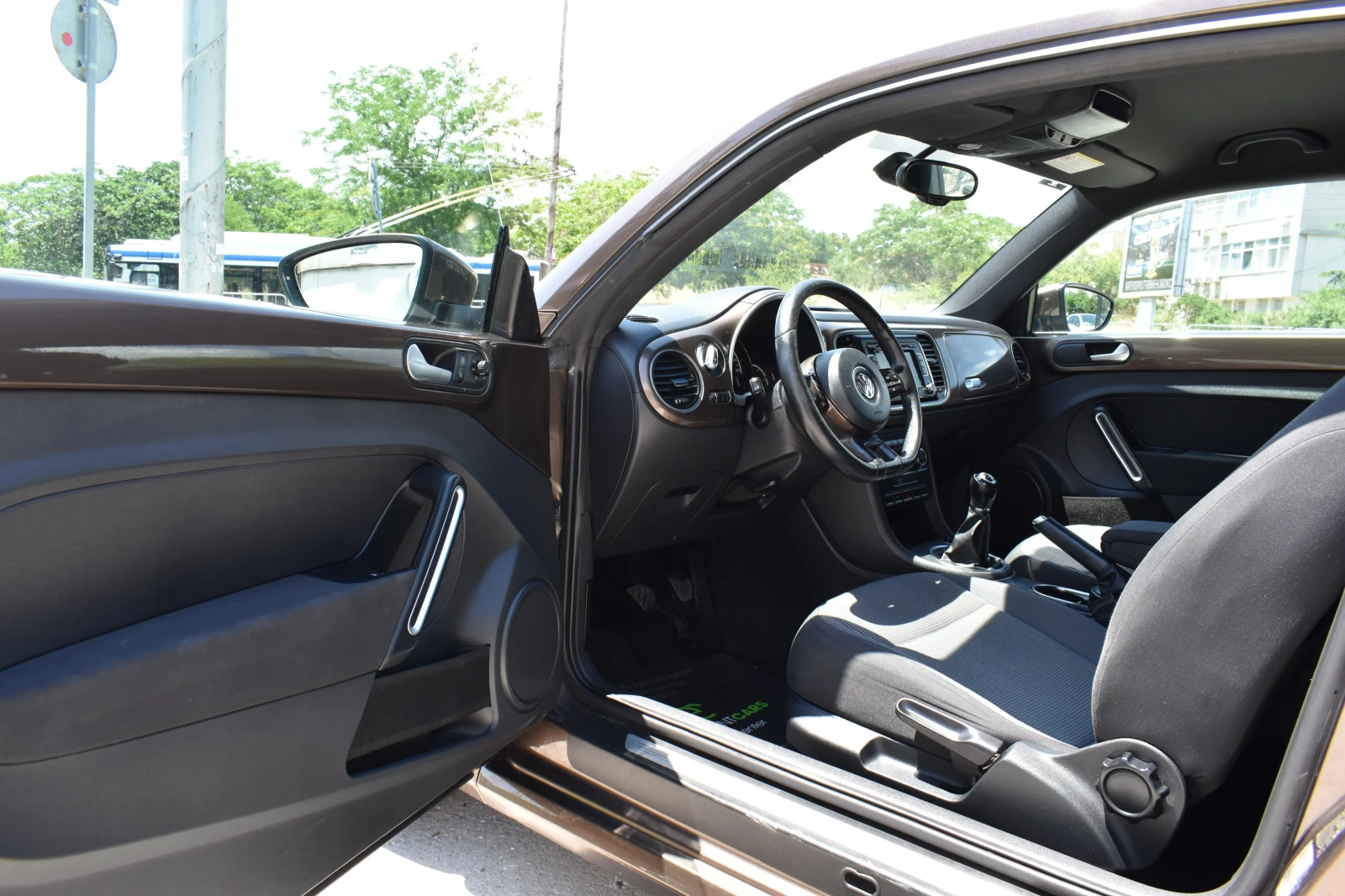 VW Beetle 1.6TDI* XENON* �����* FULL-LED | Mobile.bg � ����������� 9