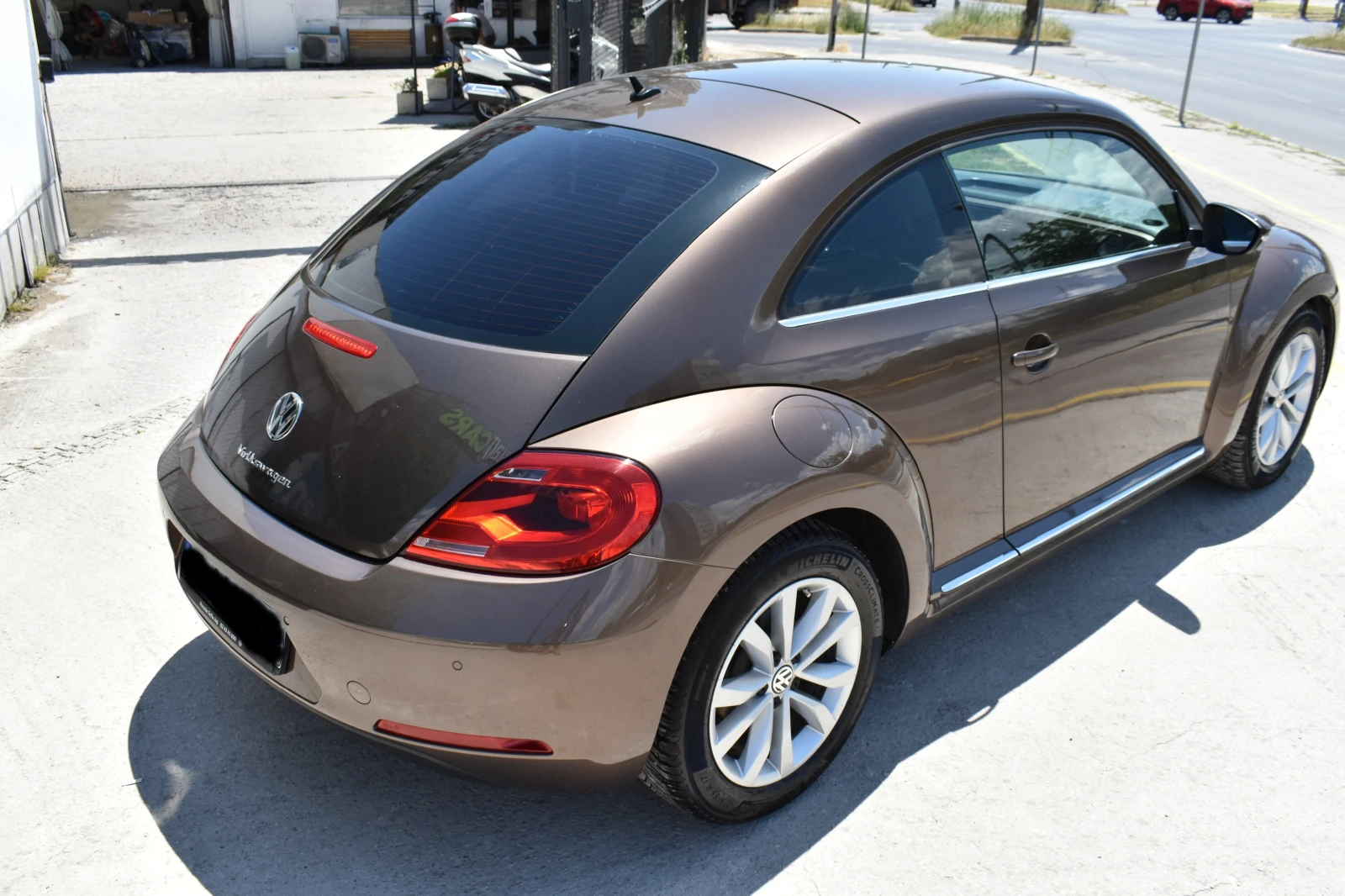 VW Beetle 1.6TDI* XENON* �����* FULL-LED | Mobile.bg � ����������� 5