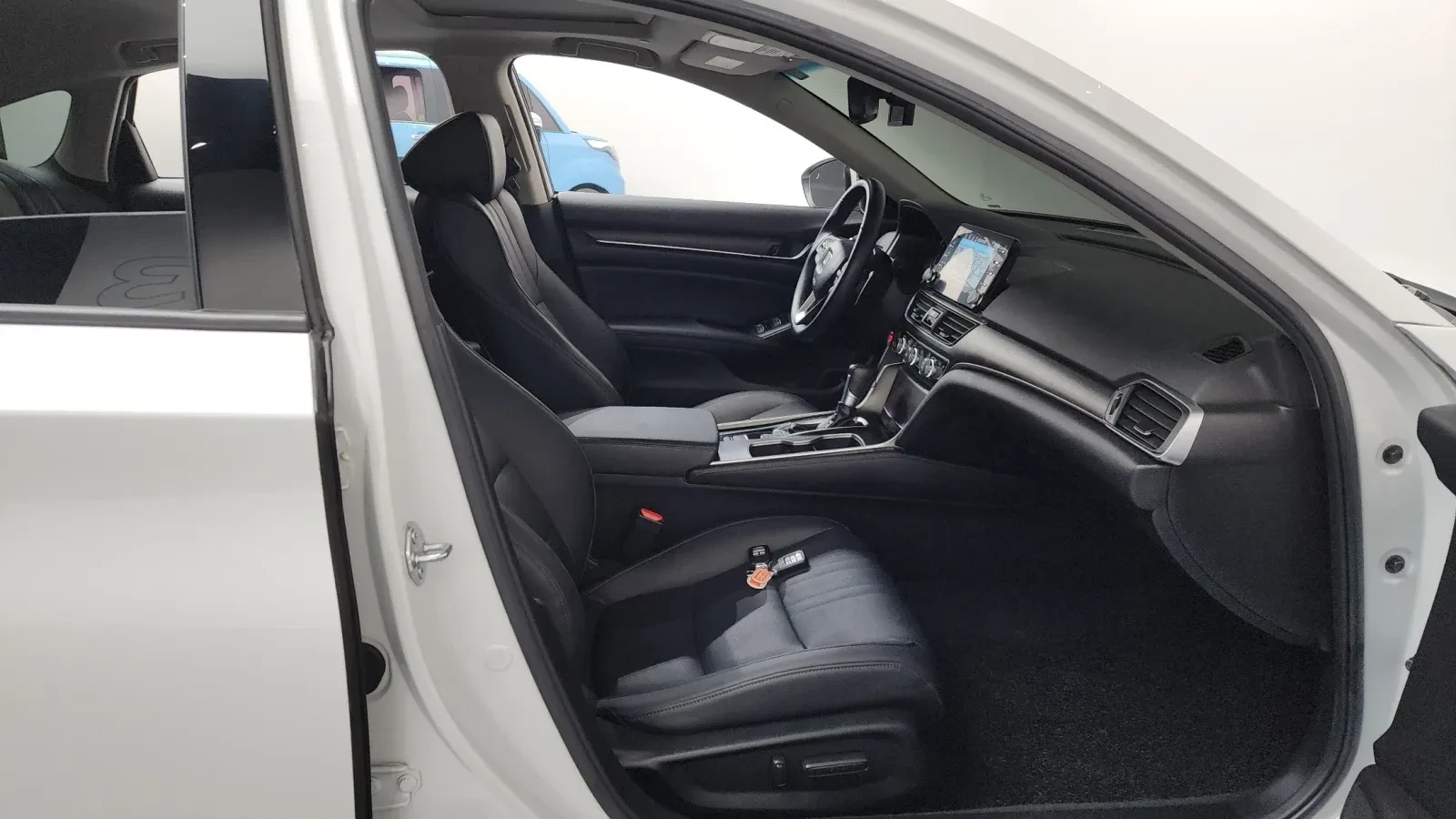 Honda Accord * 1.5 Turbo* ���. 3������ �.� | Mobile.bg � ����������� 4