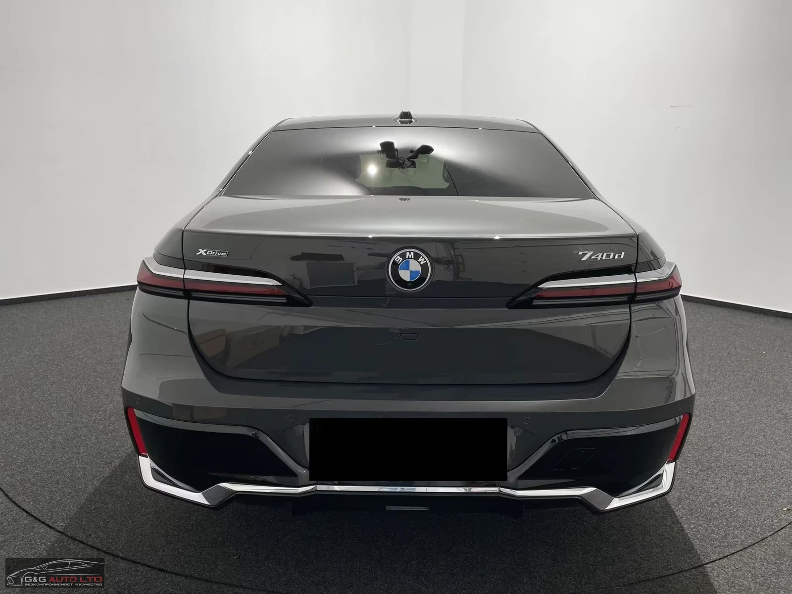 BMW 740 xDRIVE/299HP/MSPORT/360/B&W/HUD/PANO/ACC/589z, снимка 8 - Автомобили и джипове - 55258478