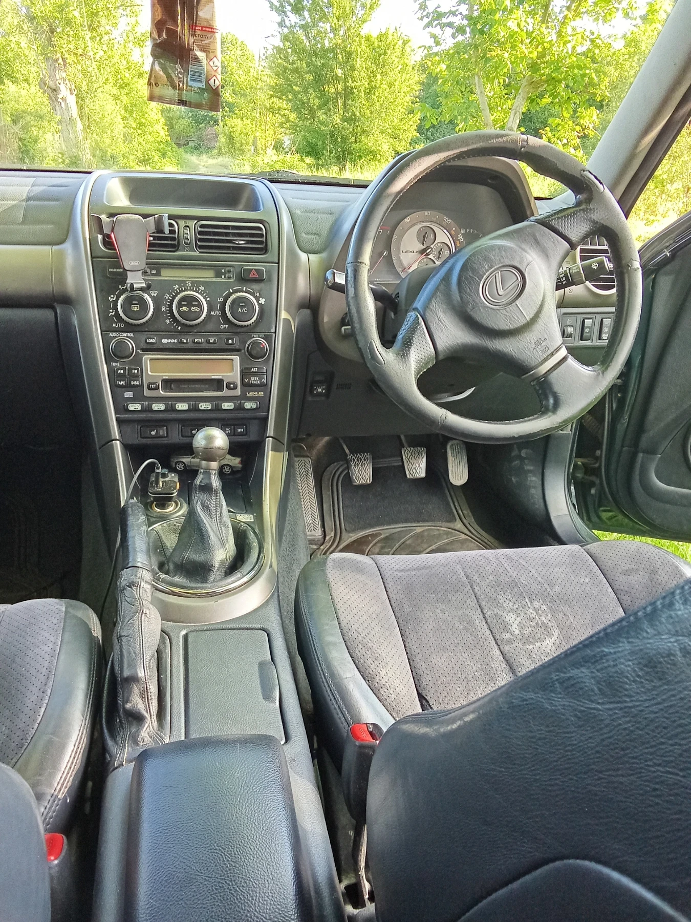 Lexus IS 200