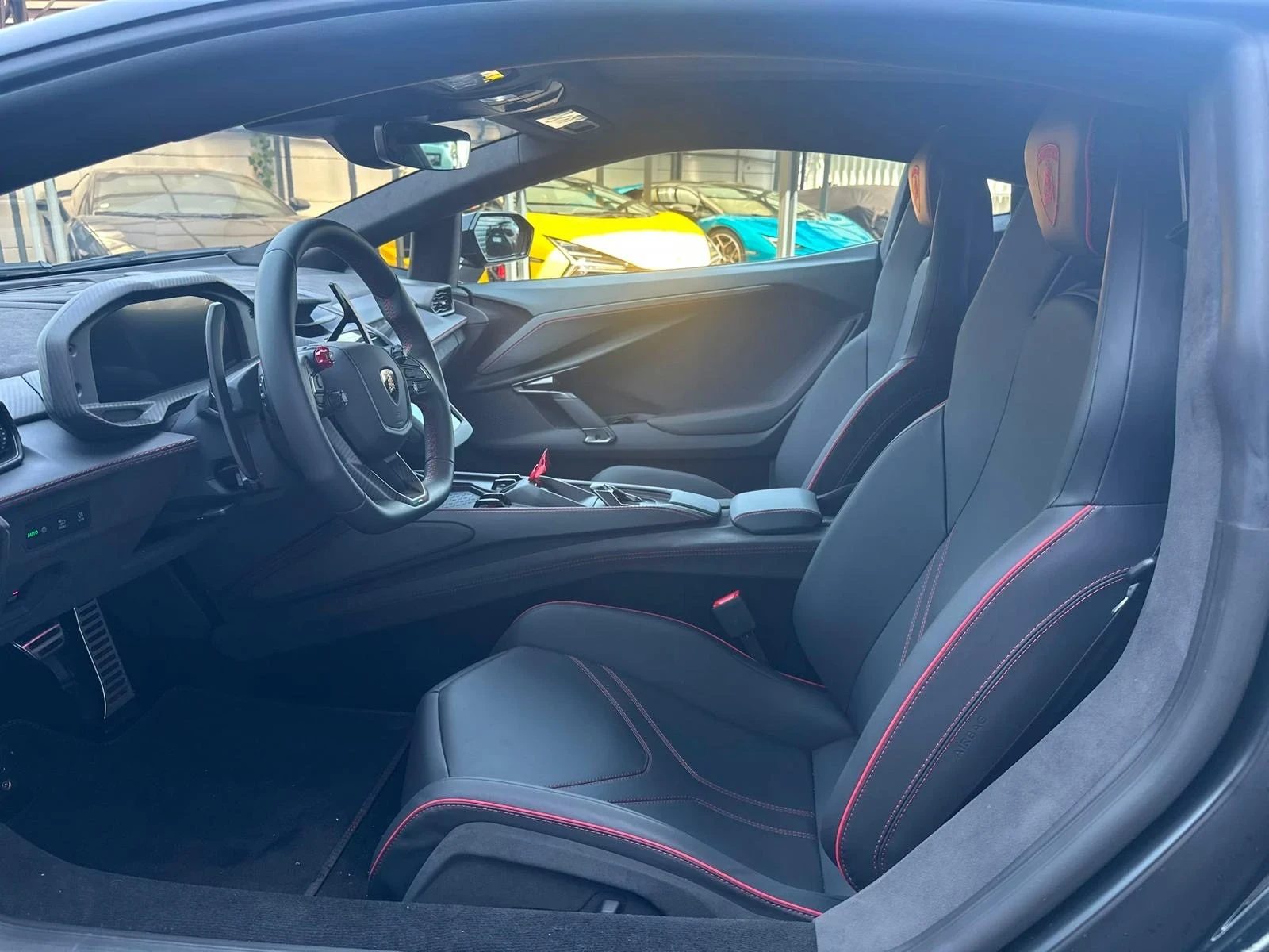 Lamborghini Revuelto, снимка 9 - Автомобили и джипове - 55922329