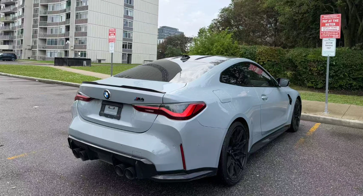 BMW M4 Competition* xDrive* Carbon* Bucket* 360VIEW* LASE, снимка 4 - Автомобили и джипове - 55933247