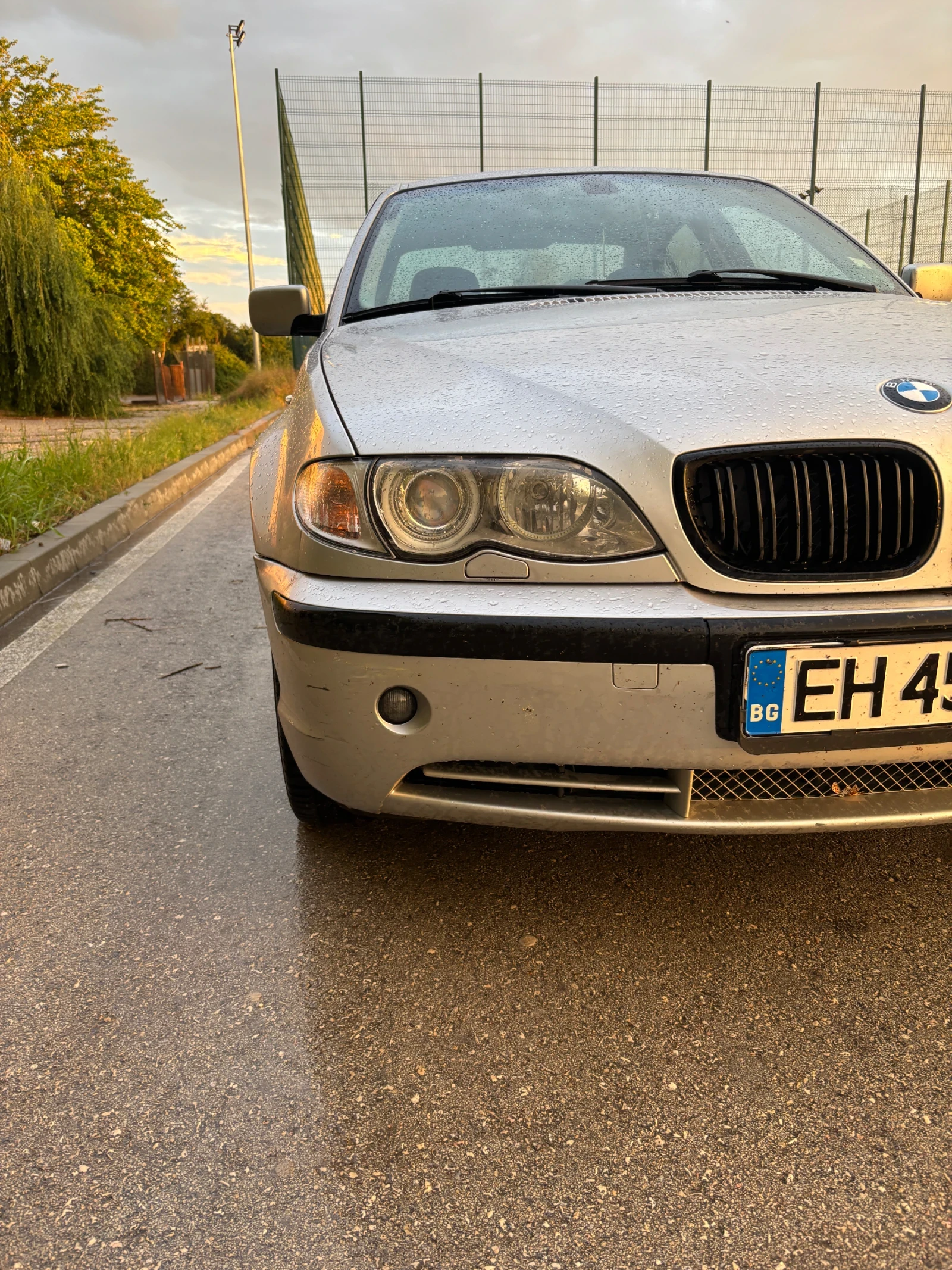 BMW 330, снимка 3 - Автомобили и джипове - 56415781