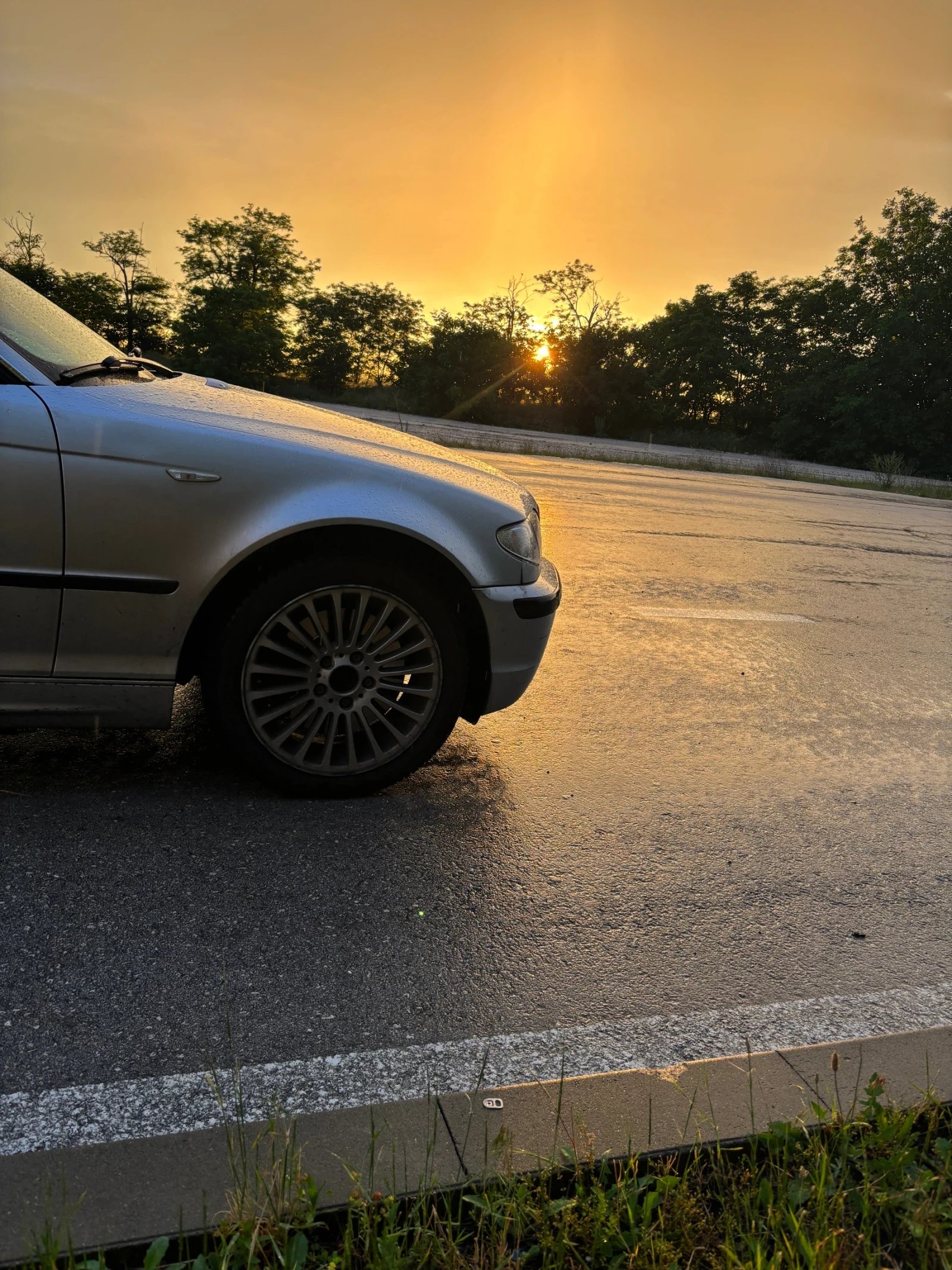 BMW 330, снимка 2 - Автомобили и джипове - 56415781