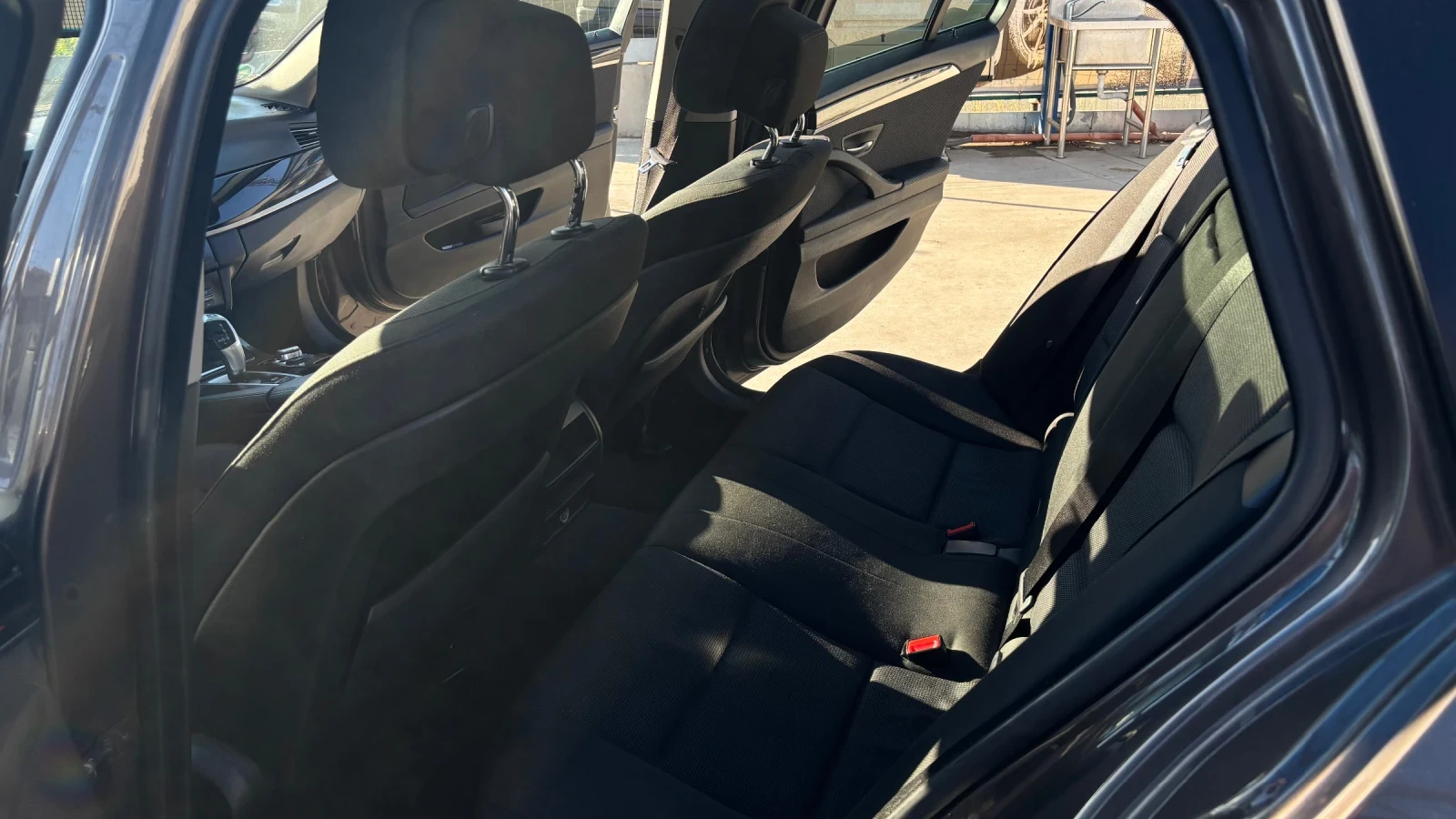 BMW 520 F11, снимка 6 - Автомобили и джипове - 56433936