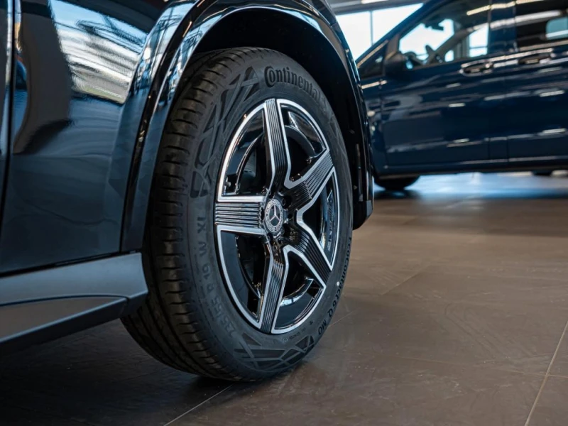 Mercedes-Benz GLC 220d/ AMG/ 4-MATIC/ LED PERFORMANCE/ 360/ MEMORY/, снимка 4 - Автомобили и джипове - 51297374