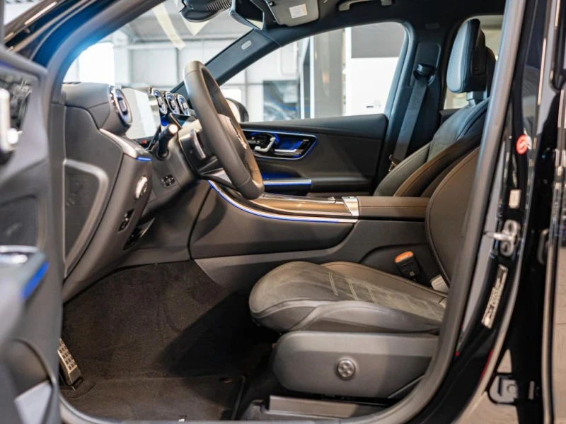 Mercedes-Benz GLC 220d/ AMG/ 4-MATIC/ LED PERFORMANCE/ 360/ MEMORY/, снимка 6 - Автомобили и джипове - 51297374