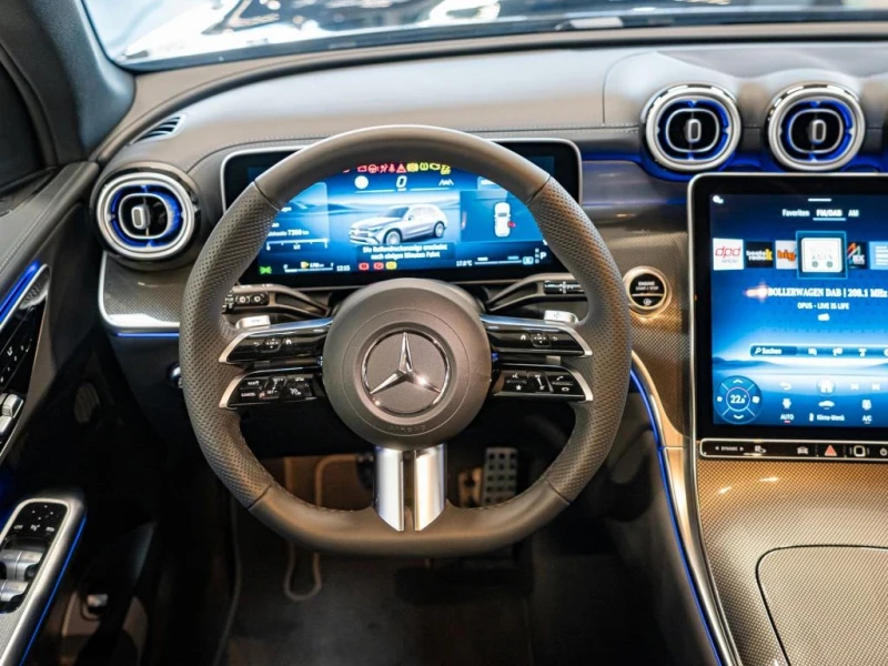 Mercedes-Benz GLC 220d/ AMG/ 4-MATIC/ LED PERFORMANCE/ 360/ MEMORY/, снимка 8 - Автомобили и джипове - 51297374