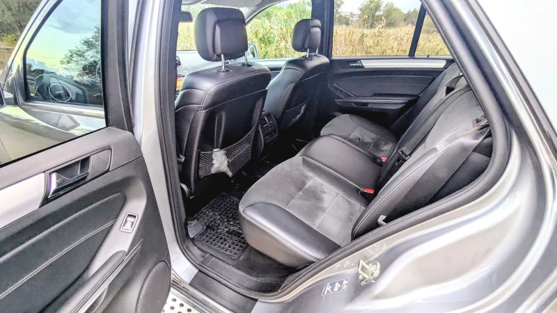 Mercedes-Benz ML 350 4MATIC CDI, снимка 7 - Автомобили и джипове - 53067495