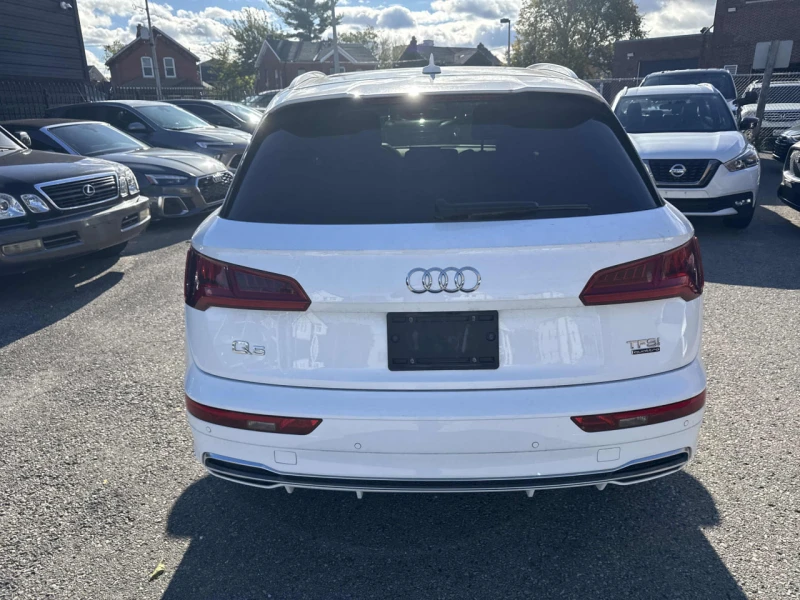 Audi Q5 3xSline* Distr* HUD* B&Olufsen* Virtual* Подгрев* , снимка 5 - Автомобили и джипове - 52317624