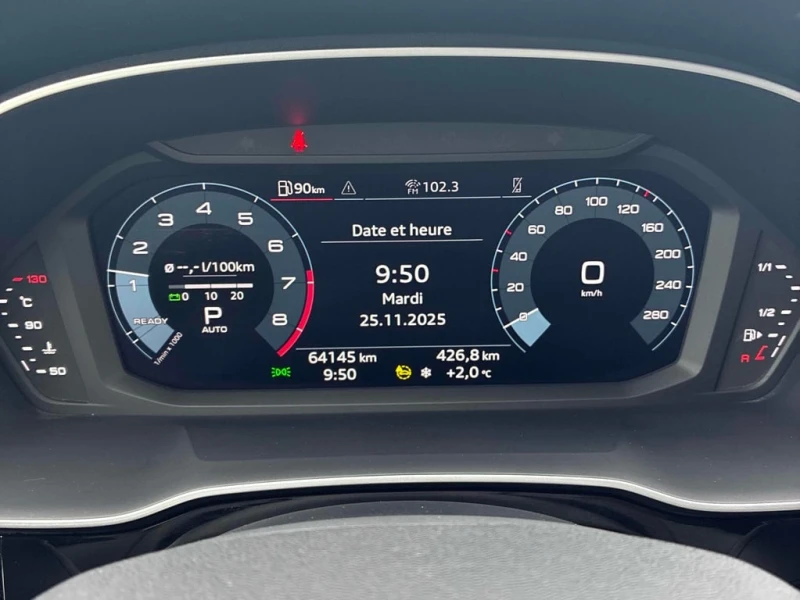 Audi Q3 2023 Komfort * CARFAX * БЕЗ ПЪРВОНАЧАЛНА ВНОСКА, снимка 8 - Автомобили и джипове - 52644276