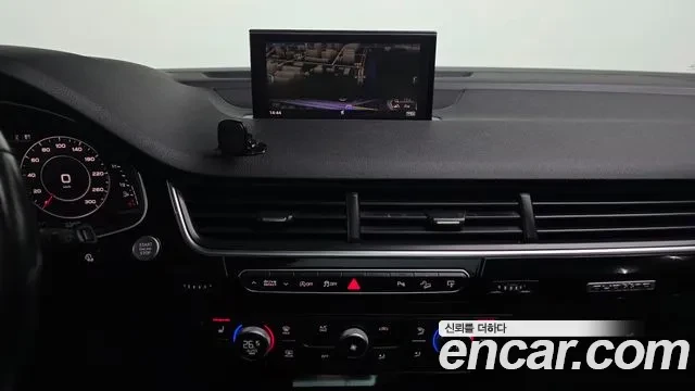 Audi Q7 PREMIUM PLUS / ДИГ.ТАБЛО / ПАНОРАМА / ПОДГРЕВИ , снимка 12 - Автомобили и джипове - 54009131