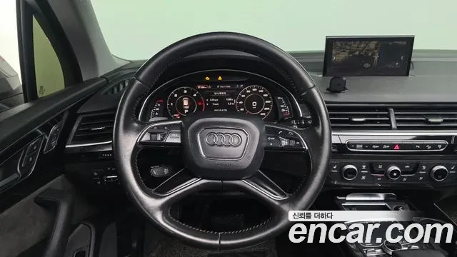 Audi Q7 PREMIUM PLUS / ДИГ.ТАБЛО / ПАНОРАМА / ПОДГРЕВИ , снимка 9 - Автомобили и джипове - 54009131