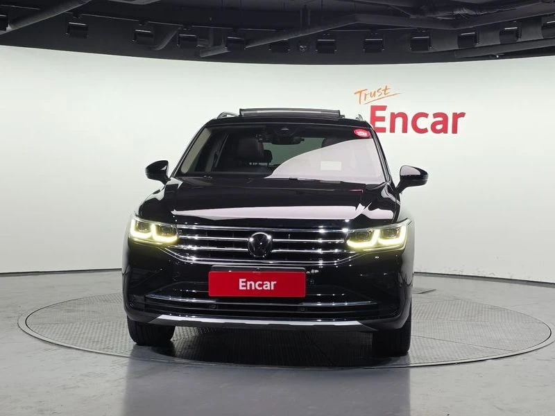 VW Tiguan 2.0 TDI 4Motion Prestige| 140к.с., снимка 3 - Автомобили и джипове - 56309813