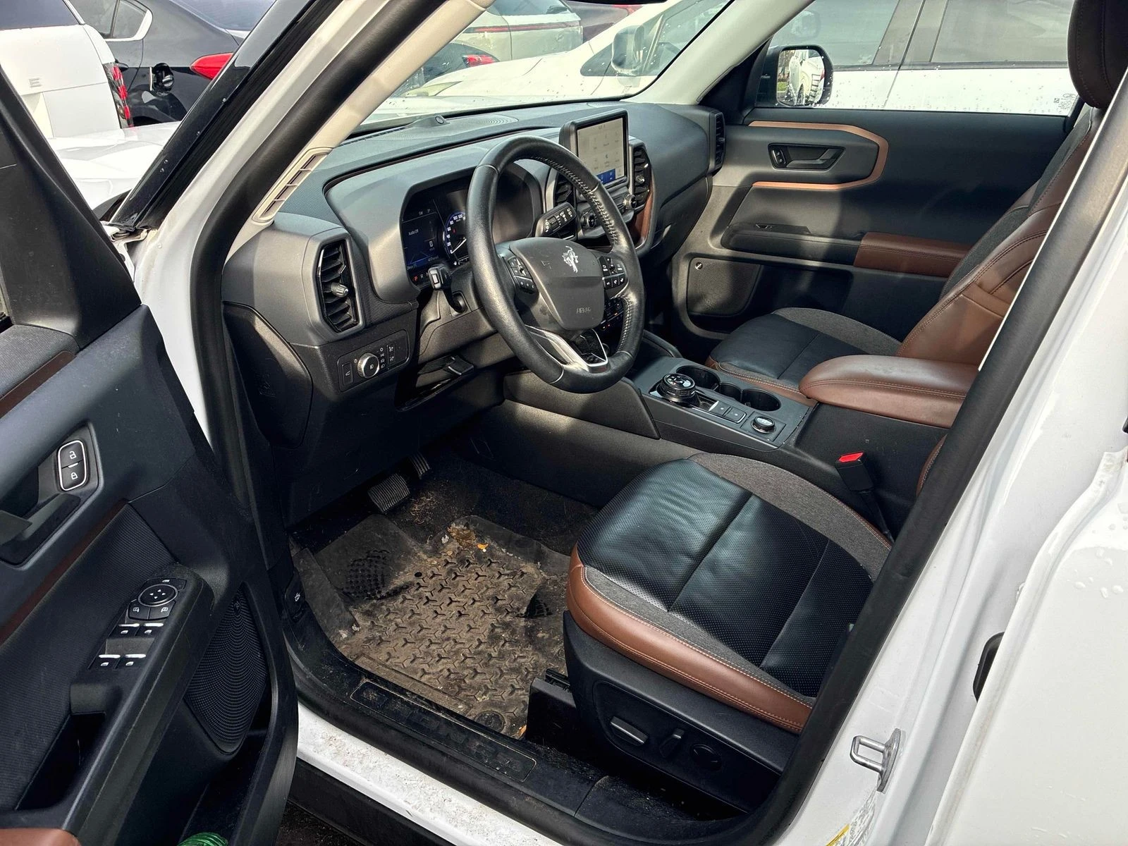 Ford Bronco Outer Banks CARFAX    | Mobile.bg   7