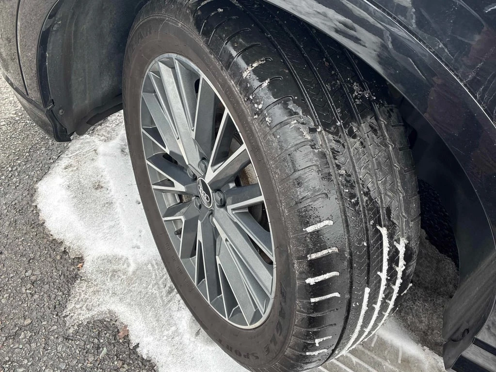 Audi Q3 2023 Komfort * CARFAX * БЕЗ ПЪРВОНАЧАЛНА ВНОСКА - изображение 6